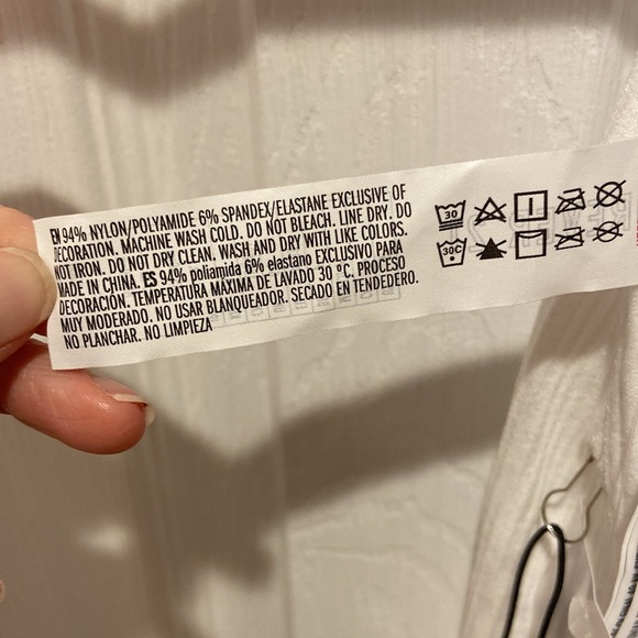 NWT Forever 21 White Ribbed Seamless Halter Bodysuit - Picture 7 of 9